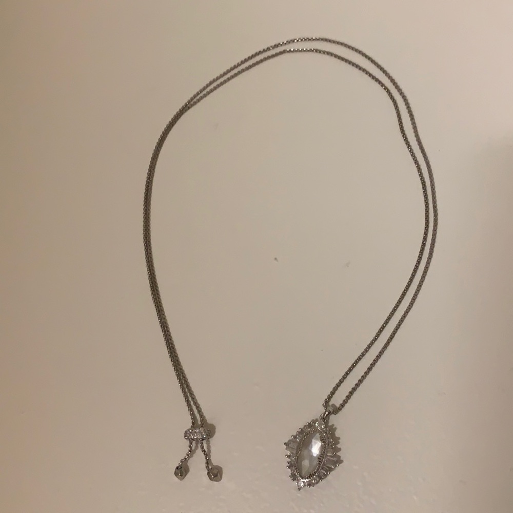 Kendra Scott necklace